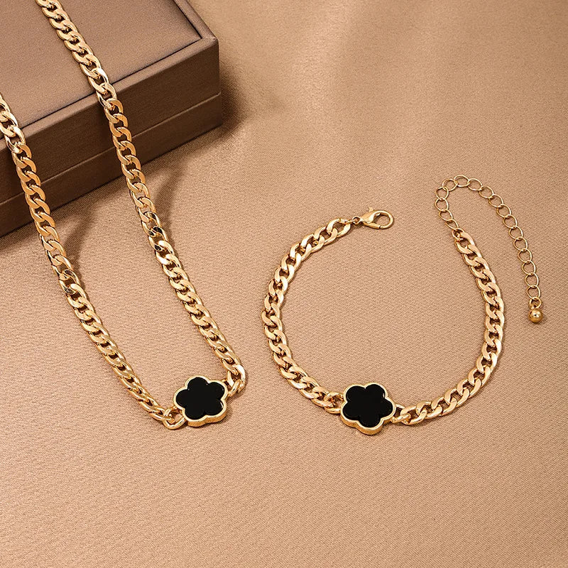Lucky Clover Signature Set - Gold