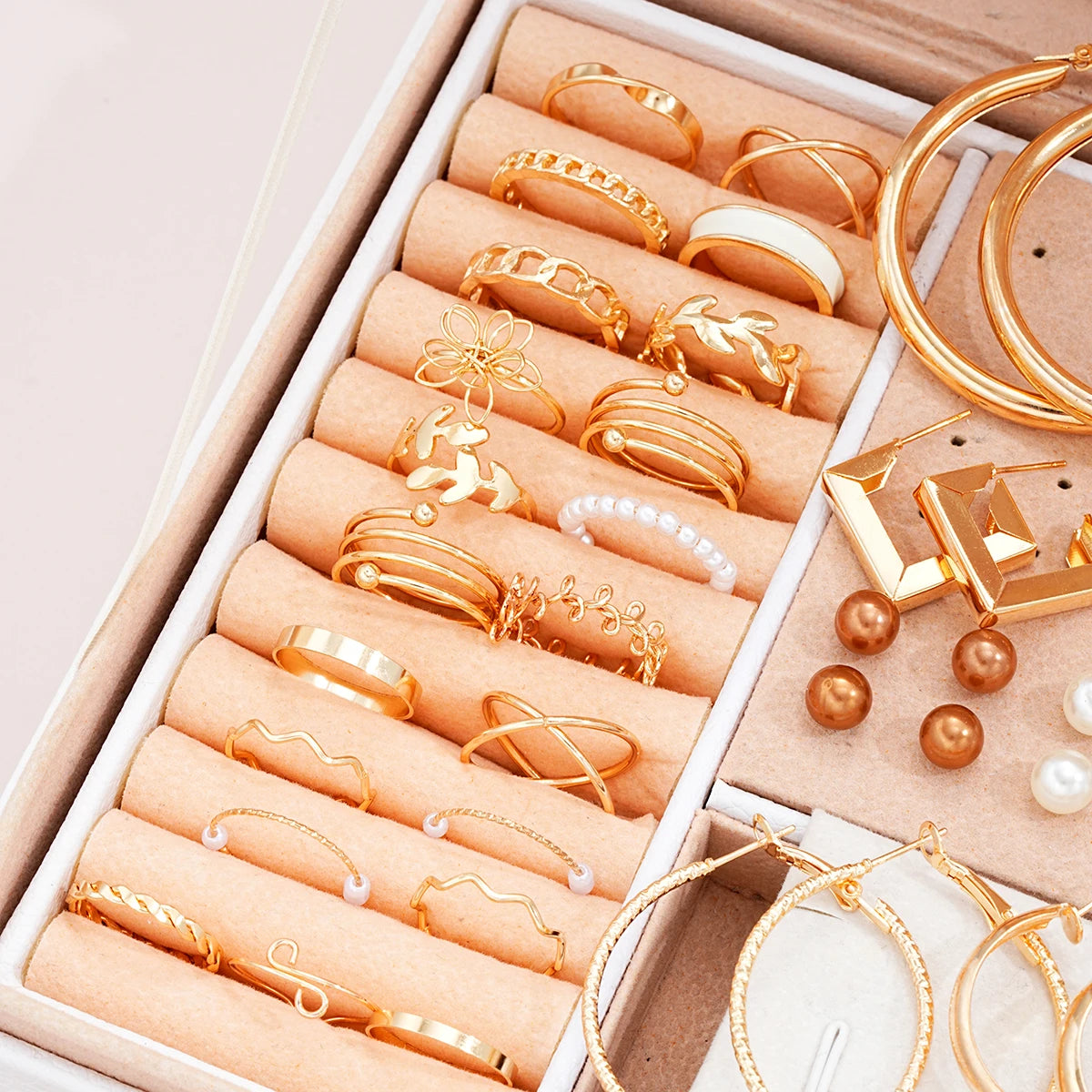 Golden Muse Vintage Collection